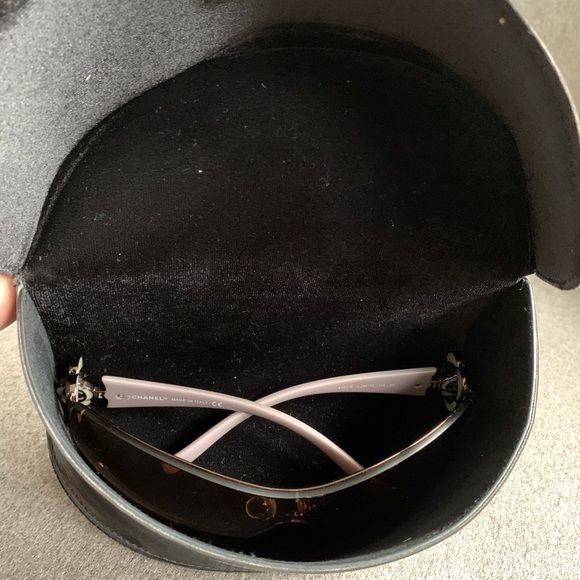 Chanel sunglasses - Picture 11 of 11